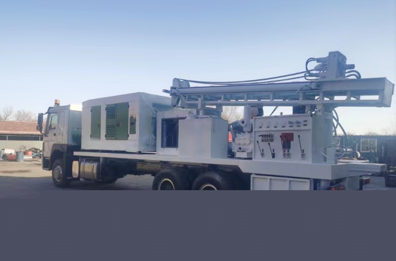 CDC-350JK機(jī)械傳動(dòng)式動(dòng)力頭鉆機(jī)在阿爾及利亞